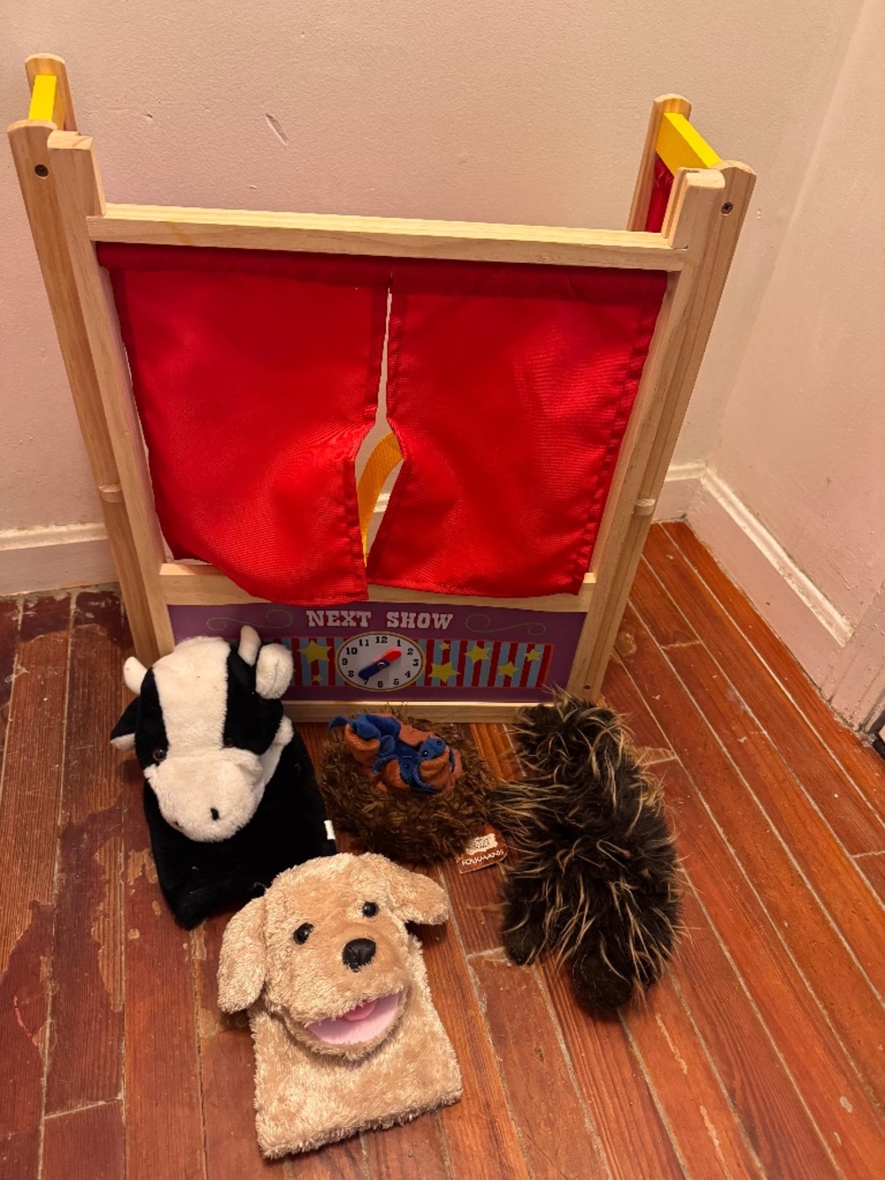 Puppet show bundle Set with puppets  2 folkmanis puppets one is new with the tag